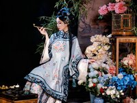 [Cosplay] 年年 - 丝兰陵 [71P-298MB]