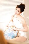 [Cosplay] 年年 - 绘梦女孩 [40P-3.41MB]