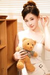 [Cosplay] 年年 - 绘梦女孩 [40P-3.41MB]