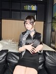 黏黏团子兔 – (咬一口兔娘) 2025年04月作品『总裁攻略』[144P1V]