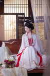 [Cosplay] 年年 - 广寒宫 [80P-686.24MB]