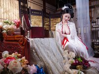 [Cosplay] 年年 - 广寒宫 [80P-686.24MB]