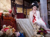 [Cosplay] 年年 - 广寒宫 [80P-686.24MB]