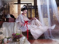 [Cosplay] 年年 - 广寒宫 [80P-686.24MB]