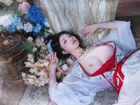 [Cosplay] 年年 - 广寒宫 [80P-686.24MB]
