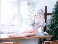 [Cosplay] 日奈娇 - 灰姑娘