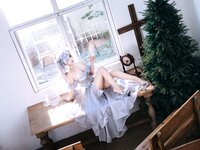 [Cosplay] 日奈娇 - 灰姑娘