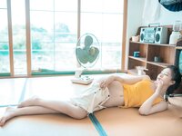 [Cosplay] 年年 - 邻家女孩 [40P-14.28MB]