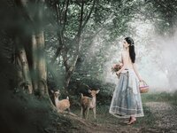 [Cosplay] 年年 - 爱丽丝仙境 [50P-218.40MB]
