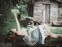 [Cosplay] 年年 - 爱丽丝仙境 [50P-218.40MB]