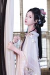 [Cosplay] 年年 - 霓裳 [50P-205.04MB]