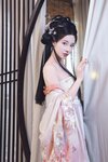 [Cosplay] 年年 - 霓裳 [50P-205.04MB]