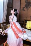 [Cosplay] 年年 - 霓裳 [50P-205.04MB]