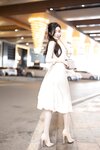 [Cosplay] 王馨瑶 - 白色丝袜