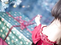[Cosplay] 职业奶妈三水子 - 圣诞礼物