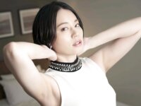 【舞ワイフ公式写真集】平井栞奈 - 快楽を求め続ける欲求不満な美尻妻