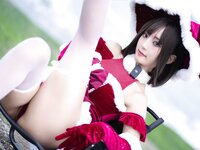 [Cosplay] 职业奶妈三水子 - 圣诞小裙子