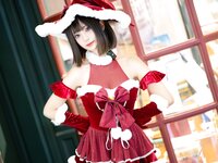 [Cosplay] 职业奶妈三水子 - 圣诞小裙子