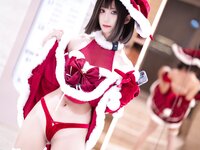 [Cosplay] 职业奶妈三水子 - 圣诞小裙子