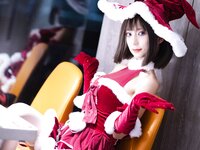 [Cosplay] 职业奶妈三水子 - 圣诞小裙子