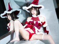 [Cosplay] 职业奶妈三水子 - 圣诞小裙子