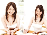[Photobook] 美女画報 辰巳ゆい 美乳美脚お姉さんと極上のひととき