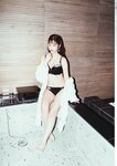 [Photobook] Riri Nanatsumori 七ツ森りり - #Escape (2021-07-04)