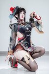 [Cosplay] 半半子 - 玉玲瓏 僵尸娘