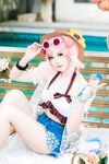 [Cosplay] 焖焖碳 - 明日方舟 澄闪泳装