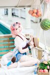 [Cosplay] 焖焖碳 - 明日方舟 澄闪泳装