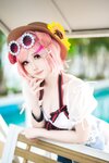 [Cosplay] 焖焖碳 - 明日方舟 澄闪泳装