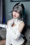 [Cosplay] 山崎雷纳 - 阿克奈兹霍尔海亚竖毛衣