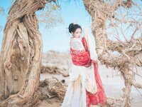 [Cosplay] 桜桃喵 – 惊鸿 [15P-375MB]