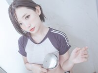 [Cosplay] Messie Huang - Bathing