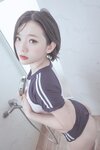 [Cosplay] Messie Huang - Bathing