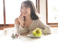 FLASHデジタル写真集 志田友美 アイドルの魂は美脚に宿る