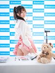 [しずく(原nagisa魔物喵)] ビキニアイドルのサイン会