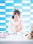 [しずく(原nagisa魔物喵)] ビキニアイドルのサイン会