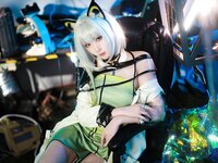 [Cosplay] Gua Xi Jiang 瓜希酱 - Arknights Kal'tsit 明日方舟 凯尔希