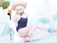 [Cosplay] 樱岛嗷一 兔女郎 碧蓝航线 光辉μ兵装 Z46