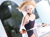 [Cosplay] 樱岛嗷一 兔女郎 碧蓝航线 光辉μ兵装 Z46