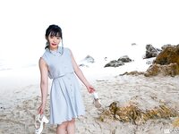[Graphis] 2018-09-07 Gals – Yuna Ogura 小倉由菜 Yunacent Cute (140P+3vid)