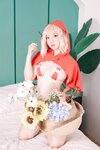 [Messie Huang] 写真 –  Red Hood