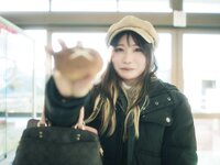 [Photobook] 芽衣 写真集 芽ばえちゃう (Wunder Publishing House)