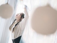 [Photobook] 芽衣 写真集 芽ばえちゃう (Wunder Publishing House)