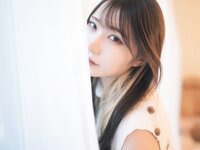 [Photobook] 芽衣 写真集 芽ばえちゃう (Wunder Publishing House)