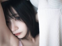 [Photobook] 芽衣 写真集 芽ばえちゃう (Wunder Publishing House)