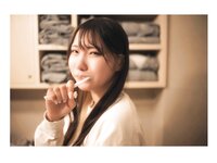 [Photobook] 芽衣 写真集 芽ばえちゃう (Wunder Publishing House)