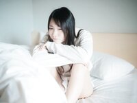 [Photobook] 芽衣 写真集 芽ばえちゃう (Wunder Publishing House)
