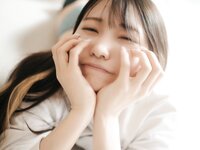 [Photobook] 芽衣 写真集 芽ばえちゃう (Wunder Publishing House)